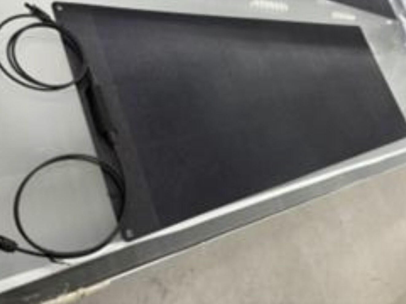 BCセル フレキシブルソーラーパネル - パネル外観